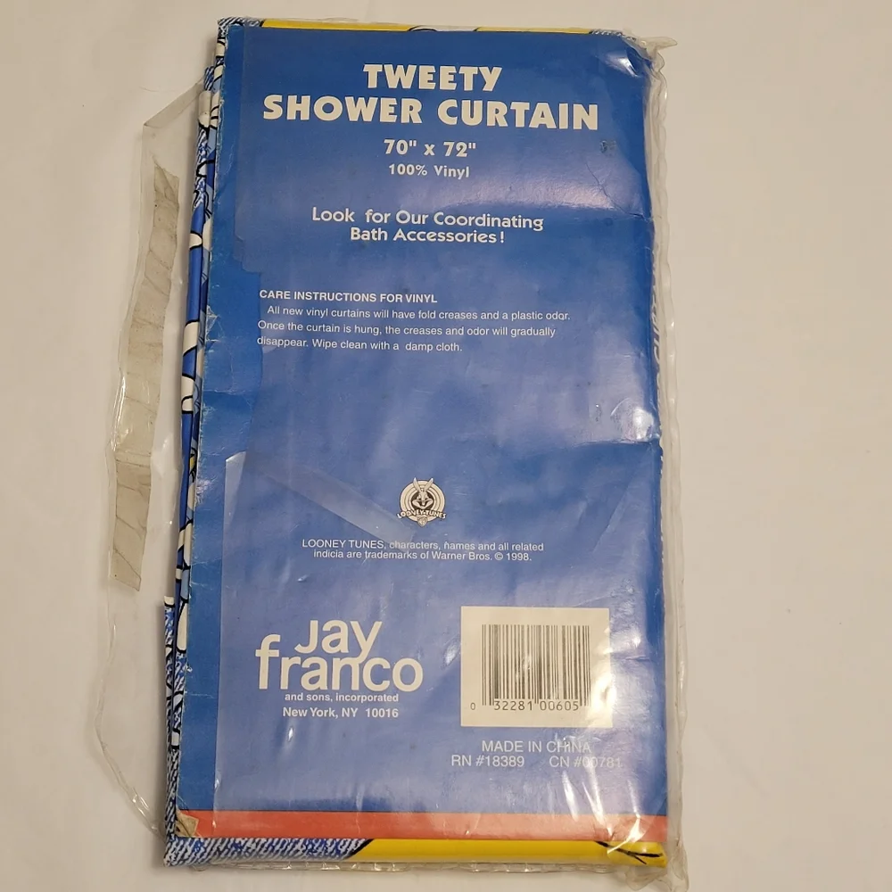 Vintage NIP 1998 Warner Brothers Looney Tunes Tweety Bird Vinyl Shower Curtain